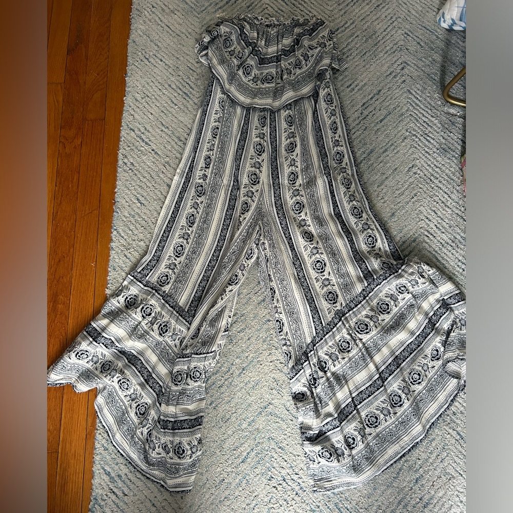 EUC American Eagle Jumpsuit Sz. Small
